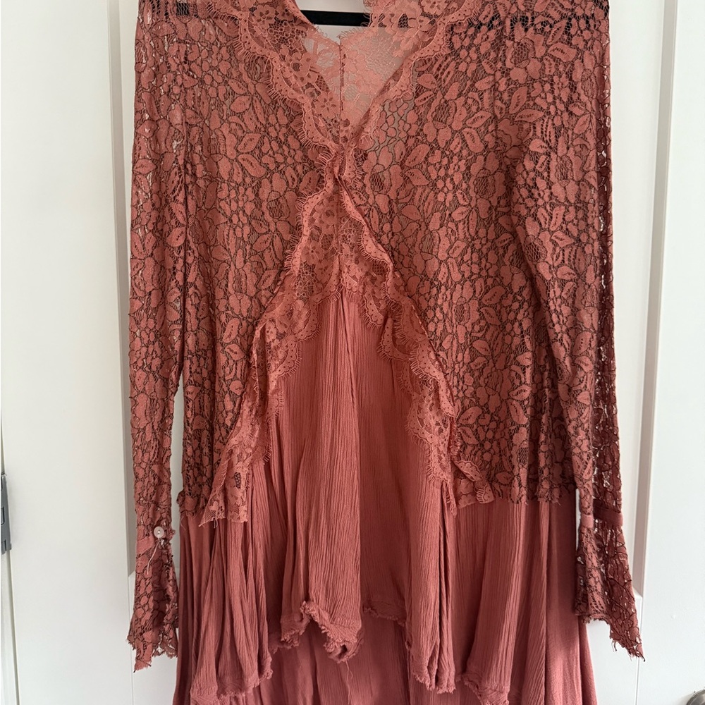 Zara Lace Blouse in Dusty Rose